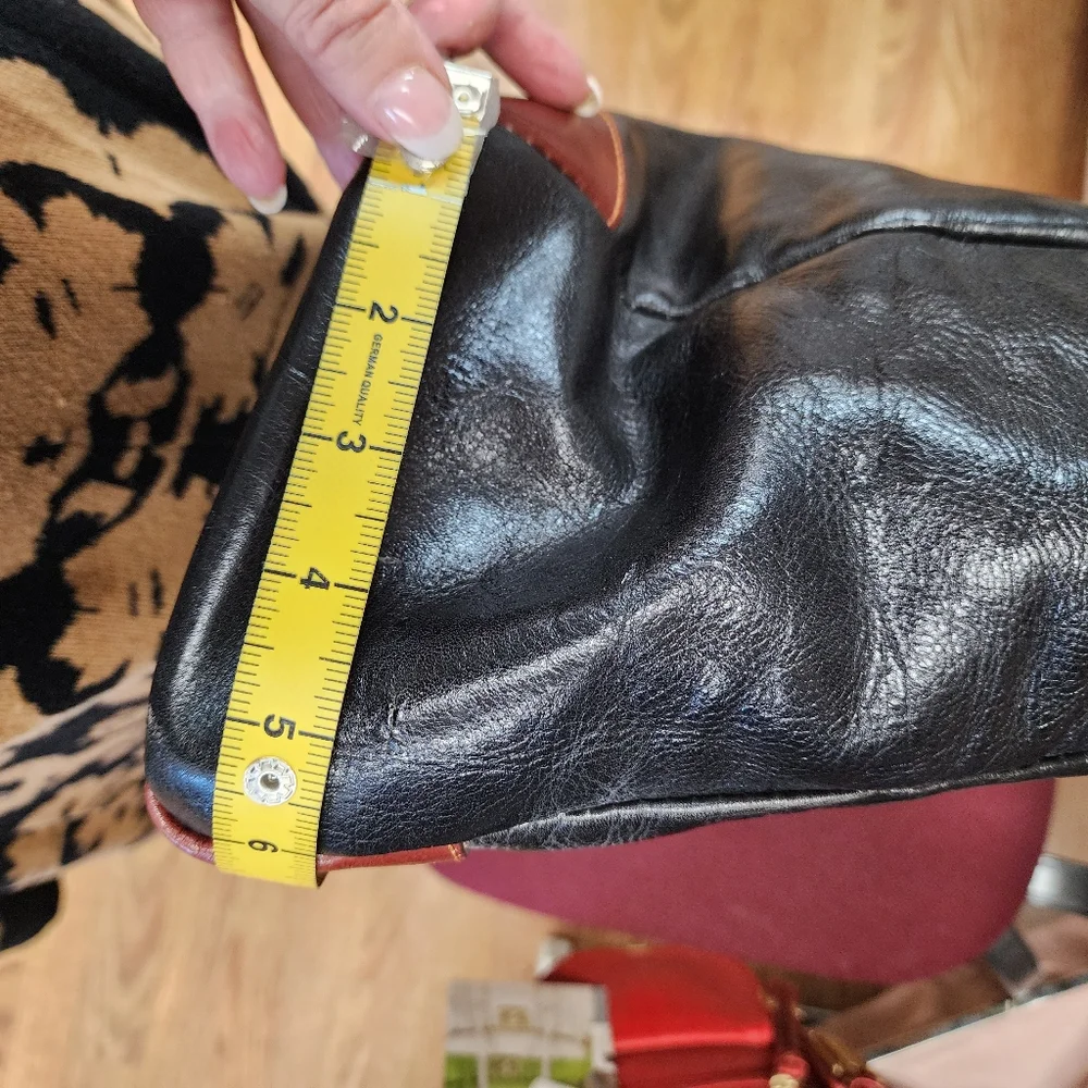 Samsonite stylish leather